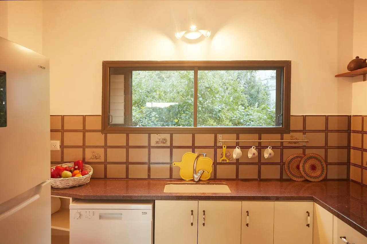 Holiday home Alice Gallery House Haifa Israel
